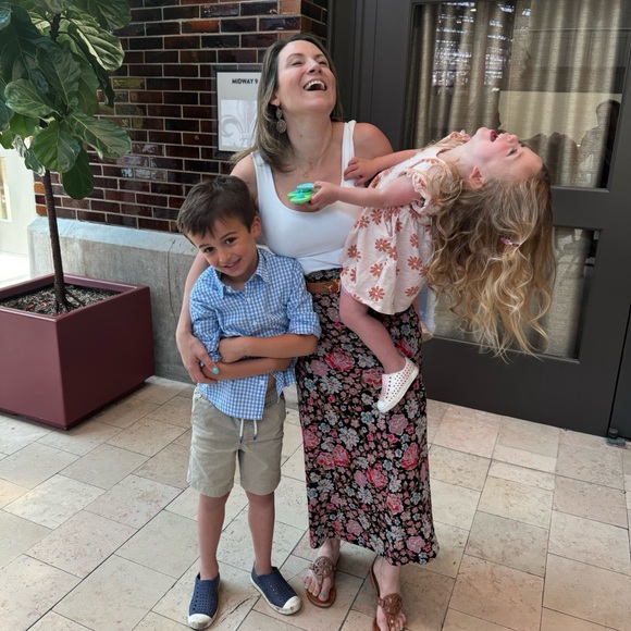 MMKOLLECTION IS LIVE!! Like to be notified when I go live! - Picture 5 of 10